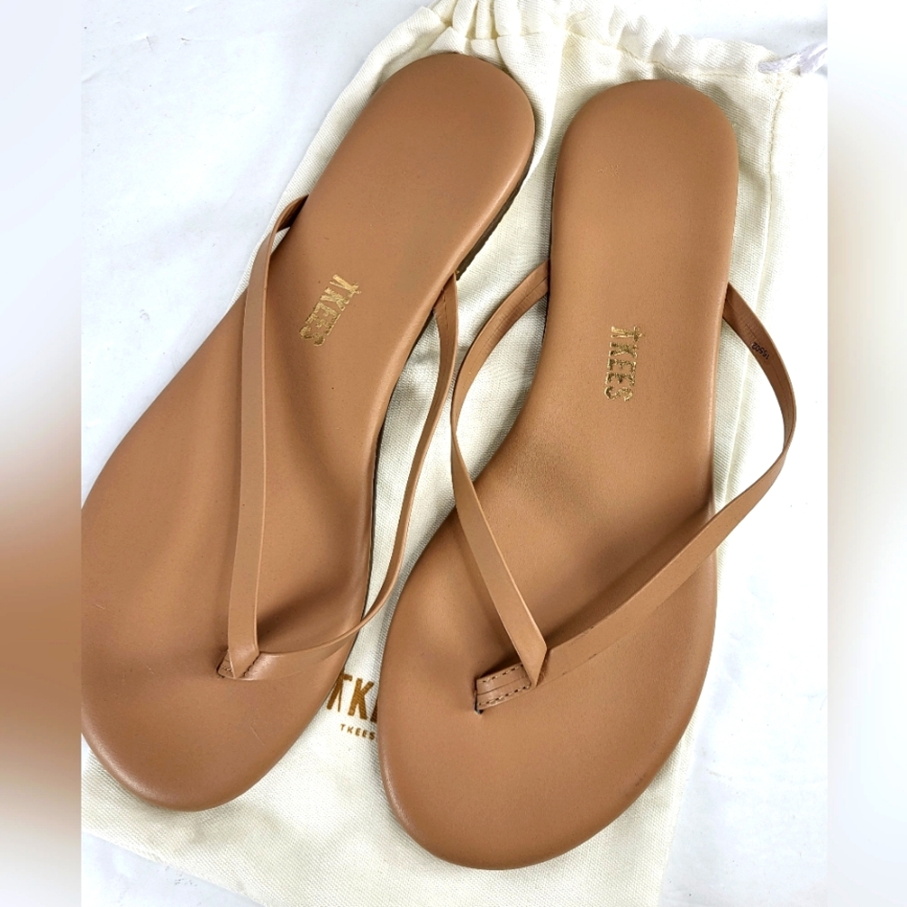 TKEES Size 7 New With Bag Brown Super Cute